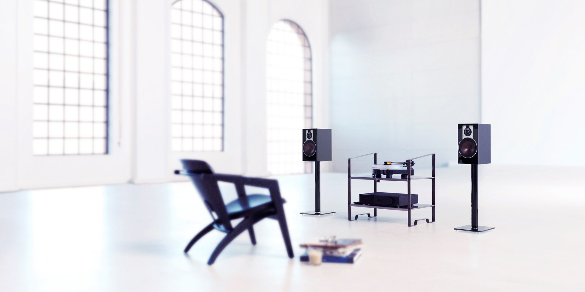 DALI Opticon 2 Black Hi-Fi  zvočnik (1 kos)