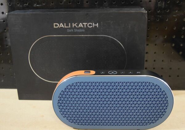 DALI KATCH Dark Shadow zvočnik