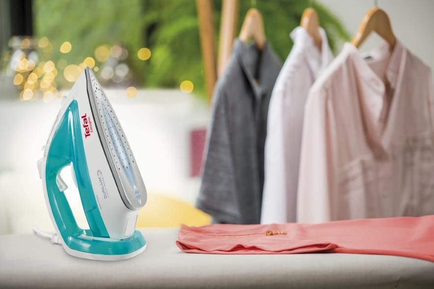 TEFAL EasyGliss FV3951 parni likalnik